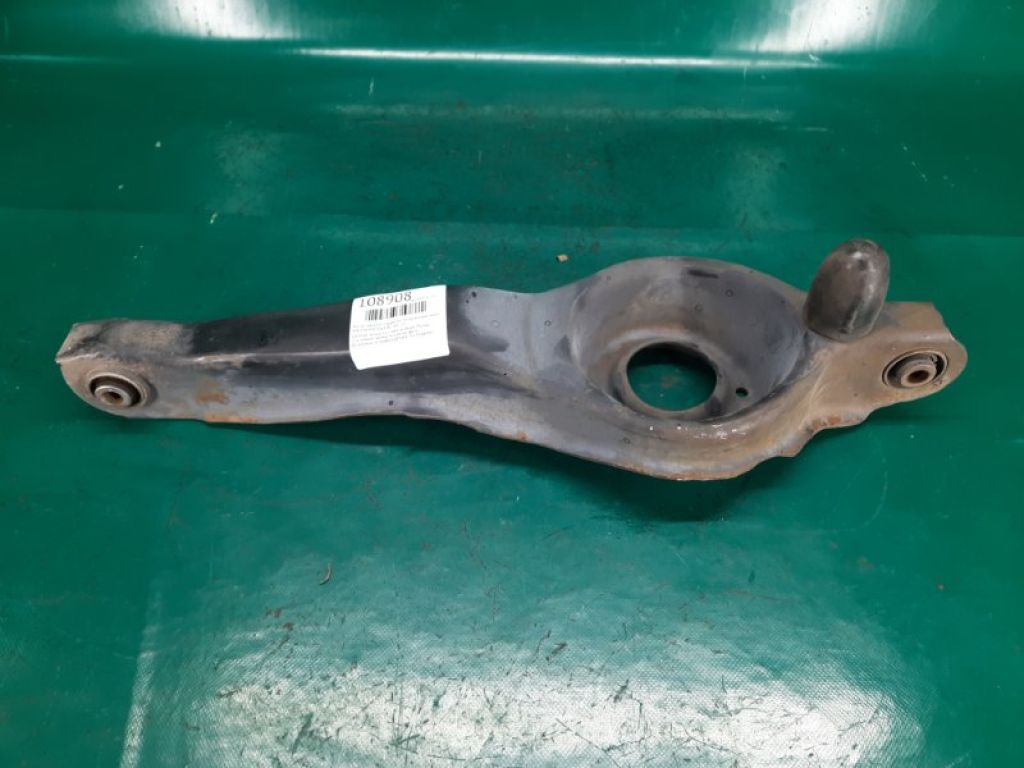 BBM2-28-300B | Рычаг задней подвески поперечный нижний лев. MAZDA 3 BL 09-13