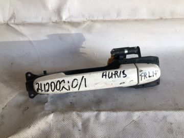 Ручка двери наружная передн. лев. TOYOTA AURIS 06-12