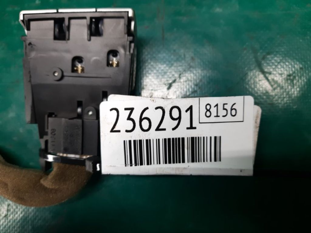25273-1AA0A | Кнопка прав. NISSAN MURANO Z51 07-14 - Фото 2