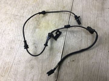 Датчик ABS задн. лев. KIA FORTE YD 12-