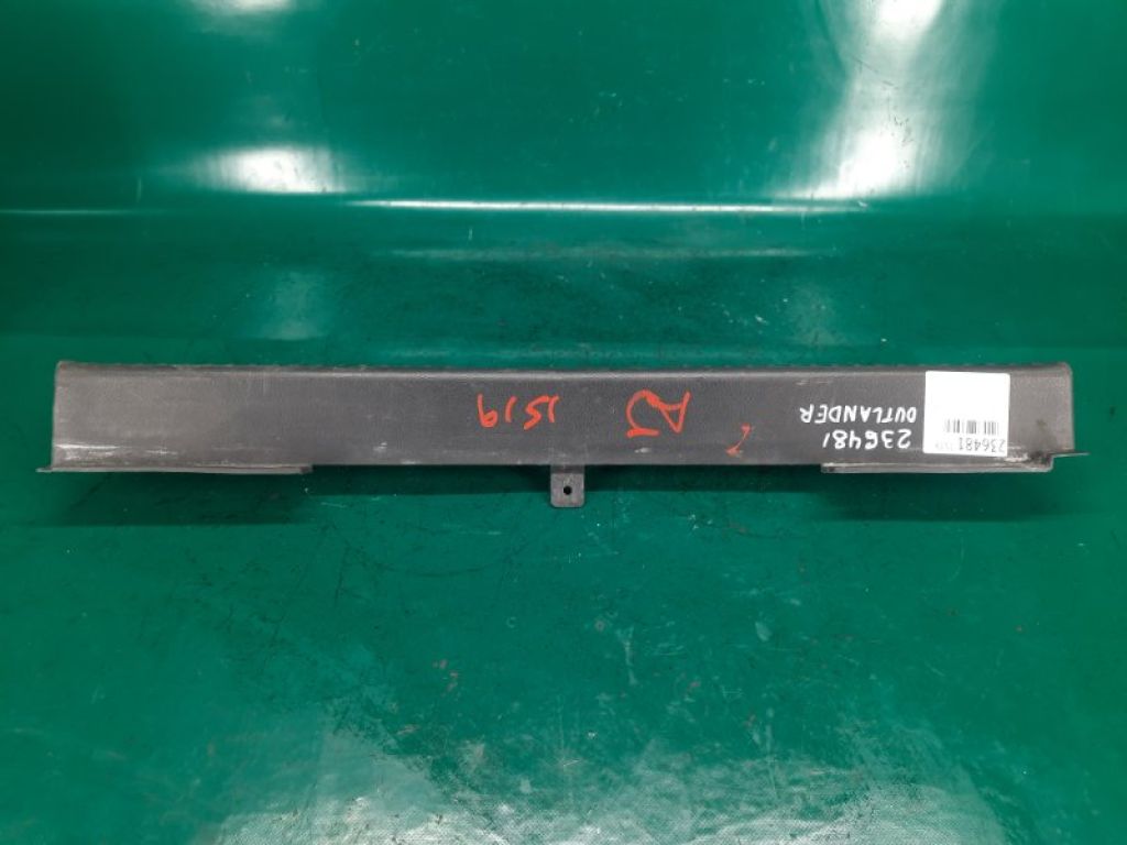 MR456045HC | Накладка на поріг багажника MITSUBISHI OUTLANDER 03-07 - Фото 3