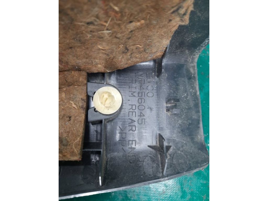 MR456045HC | Накладка на поріг багажника MITSUBISHI OUTLANDER 03-07 - Фото 5