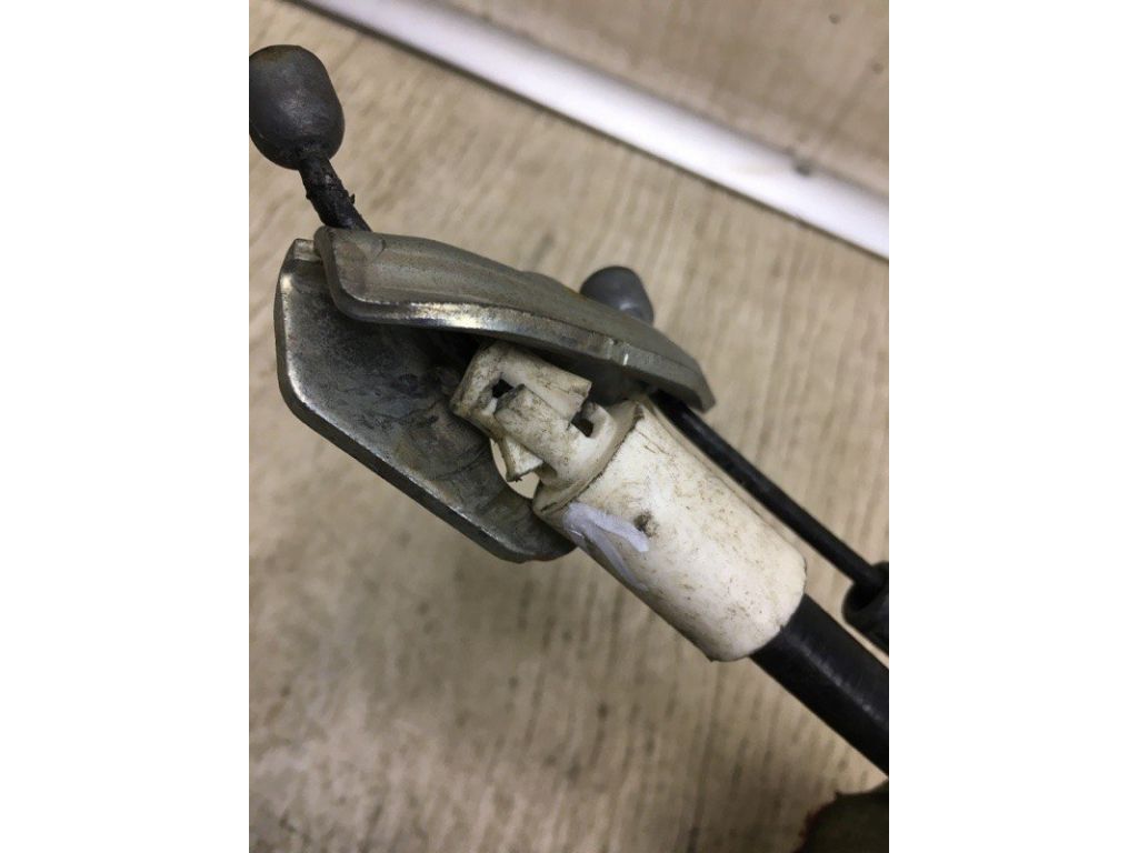 BV6Z-2A603-C | Трос стояночного тормоза задн. FORD FOCUS 10-18 - Фото 3