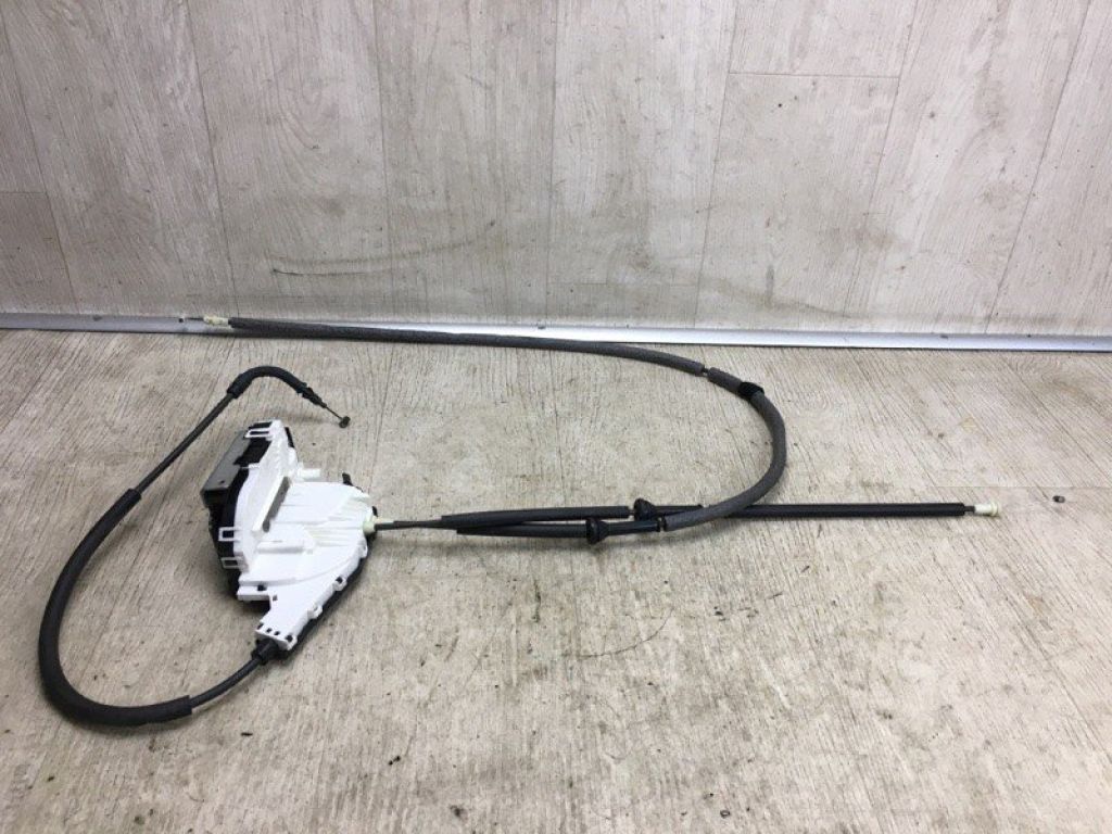 4589916AD | Замок двери передн. прав. CHRYSLER 200 14-16