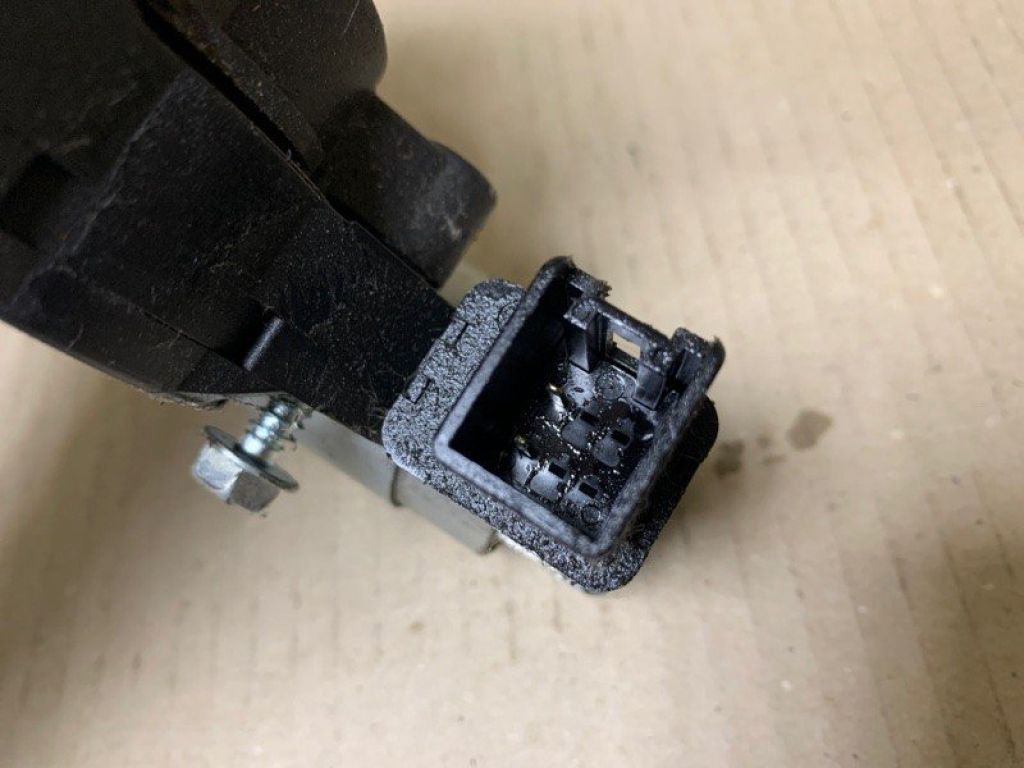 TD11-73-590A | Стеклоподъемник задн. лев. MAZDA CX-9 06-16 - Фото 3