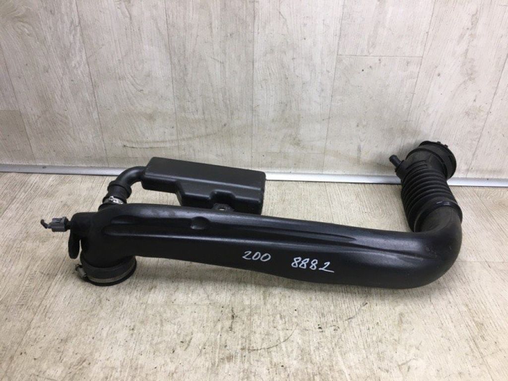 68211695AB | патрубок повітряного фільтра CHRYSLER 200 14-16