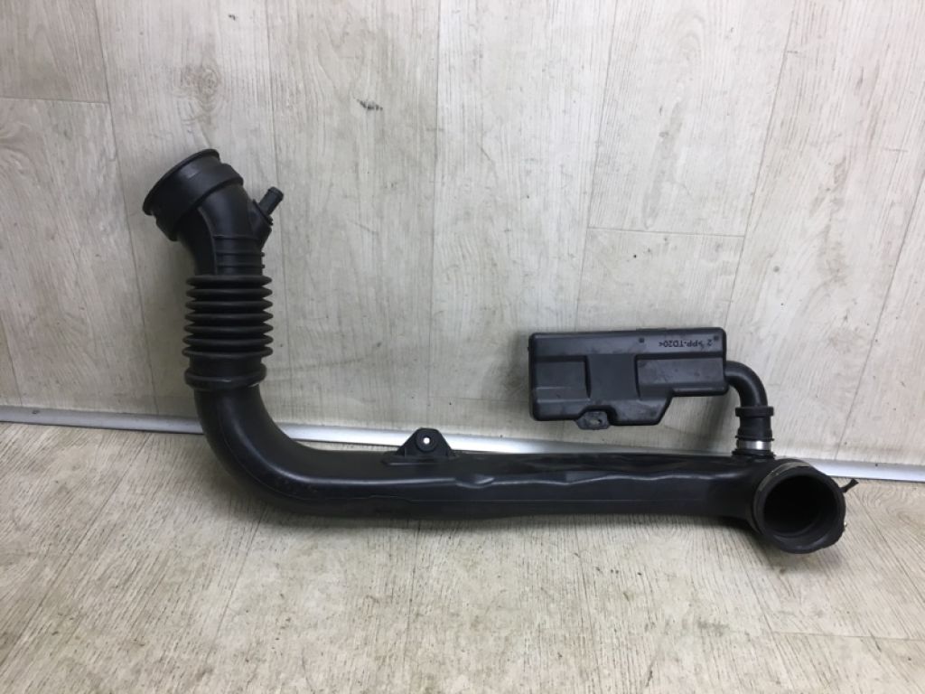 68211695AB | патрубок повітряного фільтра CHRYSLER 200 14-16 - Фото 3