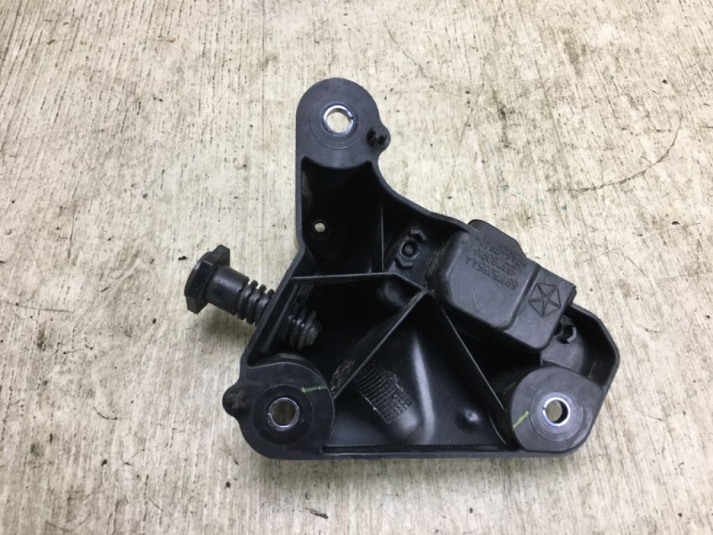 68247259AA | Кронштейн кріплення передньої панелі лів. CHRYSLER 200 14-16 - Фото 3