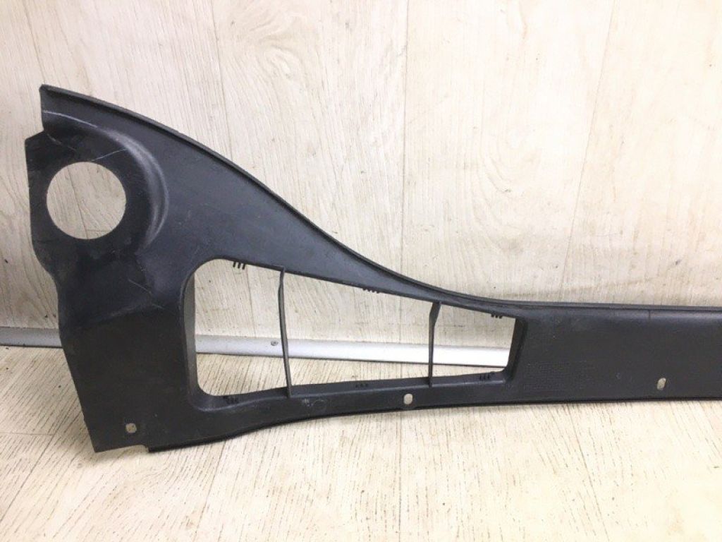 BM51-A02216-AF | Пластик під лобове скло / Жабо FORD FOCUS 10-18 - Фото 2