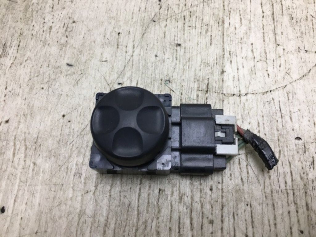 56046232AA | Кнопка регулювання сидіння лів. DODGE JOURNEY 08-20