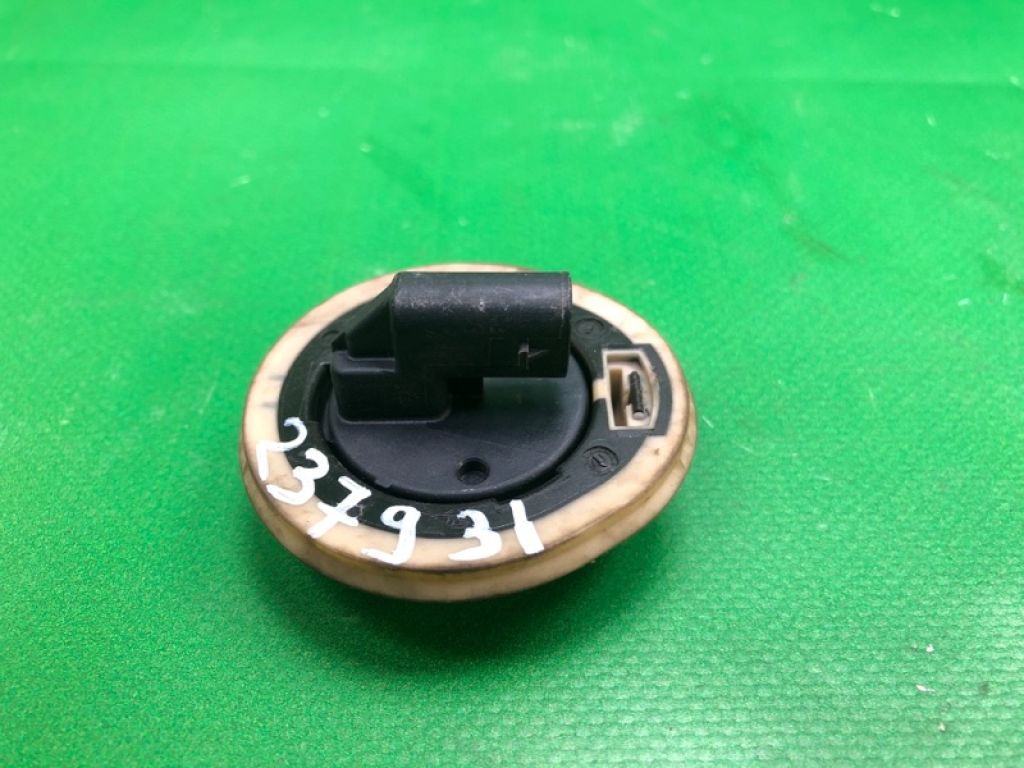 561 959 354 | Датчик удару прав. VOLKSWAGEN JETTA USA 10-17 - Фото 3