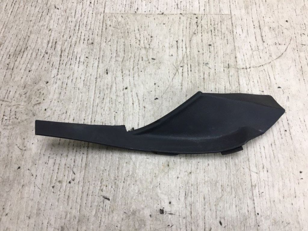 668943LM0C | Пластик под лобовое стекло / Жабо прав. NISSAN NV200 USA 13- - Фото 2