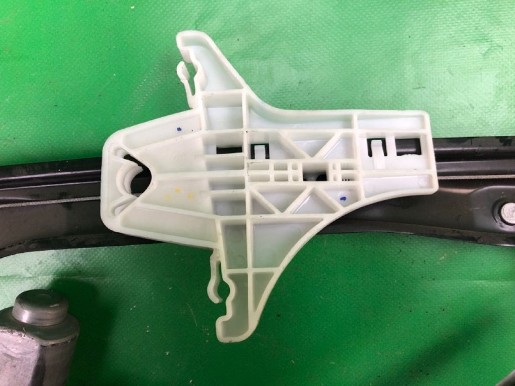 5C6 839 461 D | Стеклоподъемник задн. лев. VOLKSWAGEN JETTA USA 10-17 - Фото 6