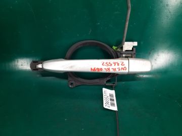 Ручка двері зовнішня задн. лів. MITSUBISHI OUTLANDER XL 05-13