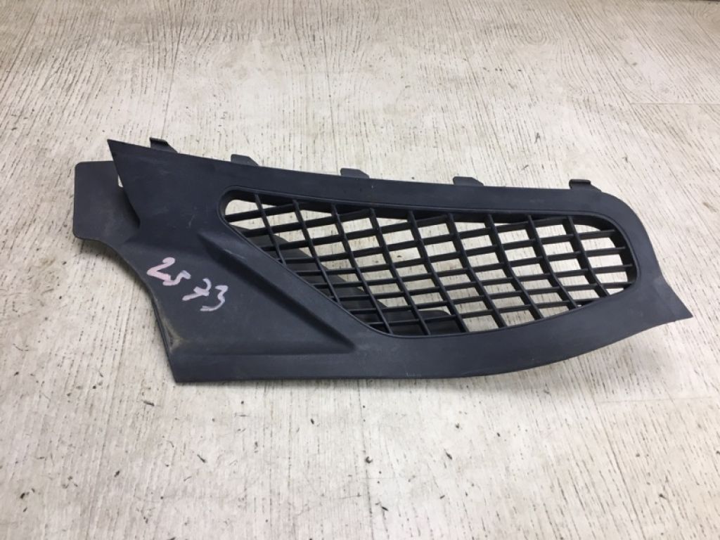 958 572 729 00 | Пластик под лобовое стекло / Жабо прав. PORSCHE CAYENNE 10-18