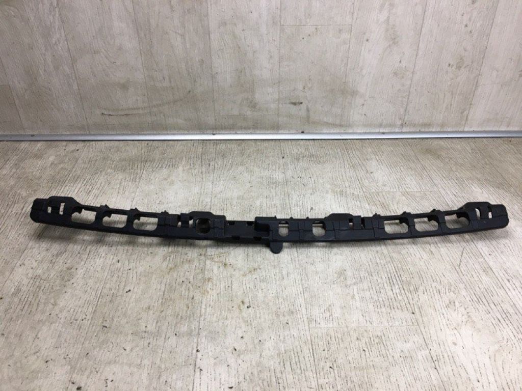 958 505 863 00 | Кронштейн заднего бампера PORSCHE CAYENNE 10-18