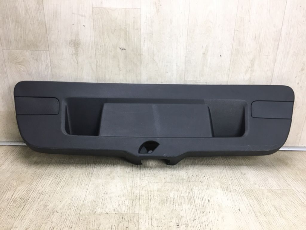 5C6 867 605 | Накладка панелі багажника внутрішня VOLKSWAGEN JETTA USA 10-17