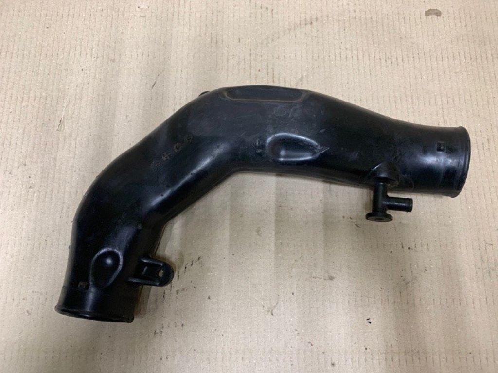 13830-66J00 | патрубок повітряного фільтра SUZUKI GRAND VITARA 05-15 - Фото 3