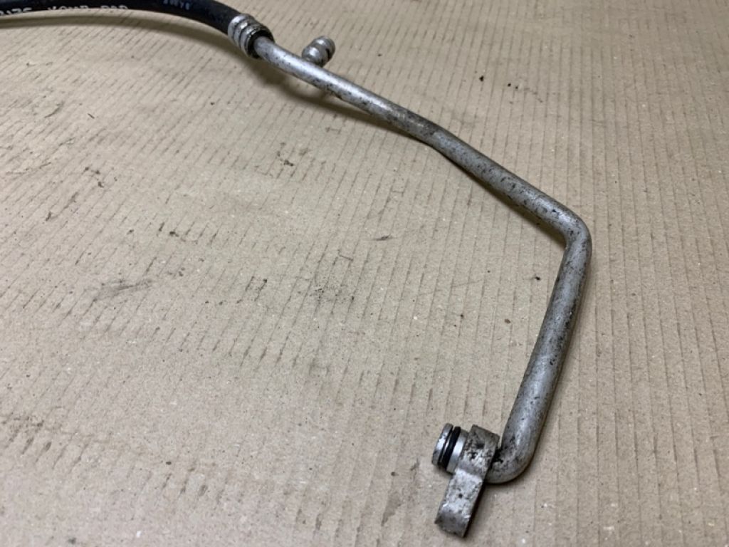 95720-64J20 | Трубка кондиціонеру SUZUKI GRAND VITARA 05-15 - Фото 4