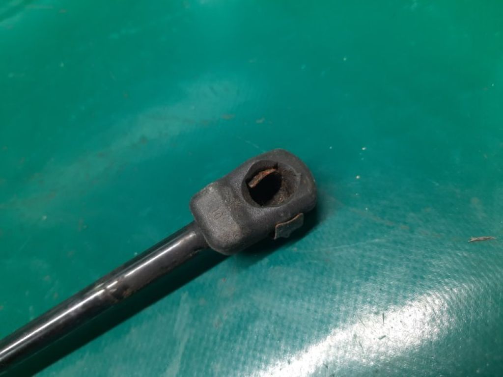 81161-3K000 | Амортизатор капота HYUNDAI SONATA NF 04-10 - Фото 4