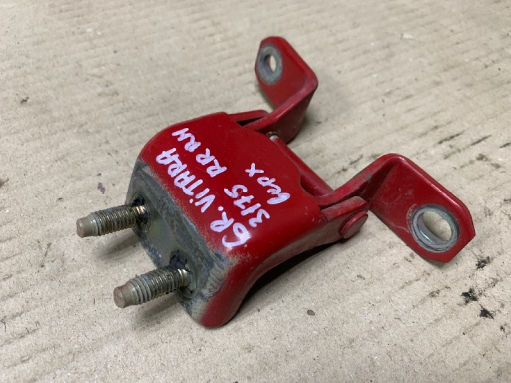 69410-63J00 | Петля двері верхня задн. прав. SUZUKI GRAND VITARA 05-15