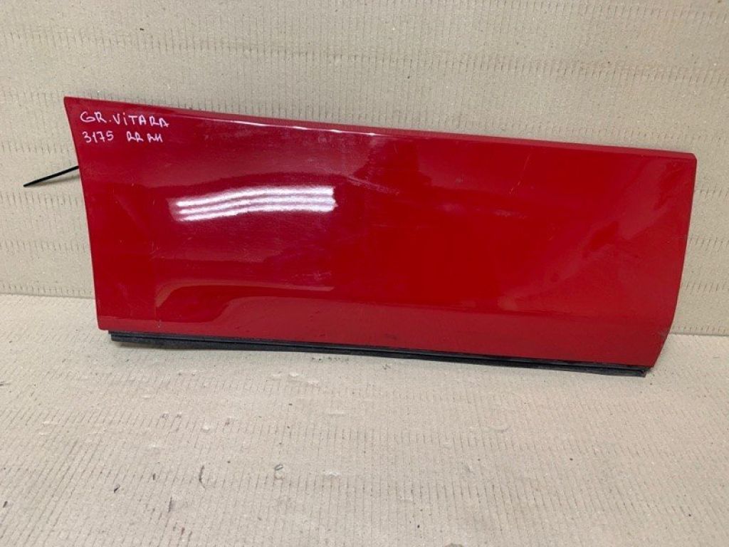 77590-65J00-Z9T | Накладка двери задн. прав. SUZUKI GRAND VITARA 05-15