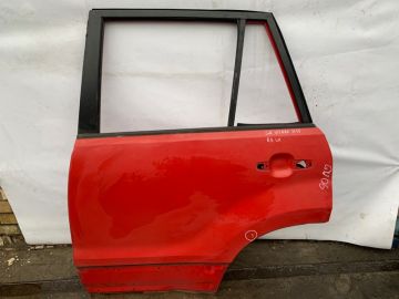Двері задн. лів. SUZUKI GRAND VITARA 05-15
