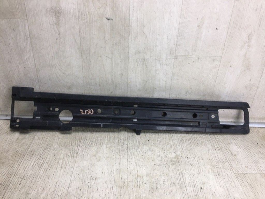 958 551 600 00 | Кронштейн PORSCHE CAYENNE 10-18