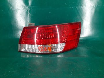 Фонарь наружный прав. HYUNDAI SONATA NF 04-10