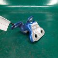 68730-33021 | Петля двери нижняя передн. прав. TOYOTA YARIS 05–11
