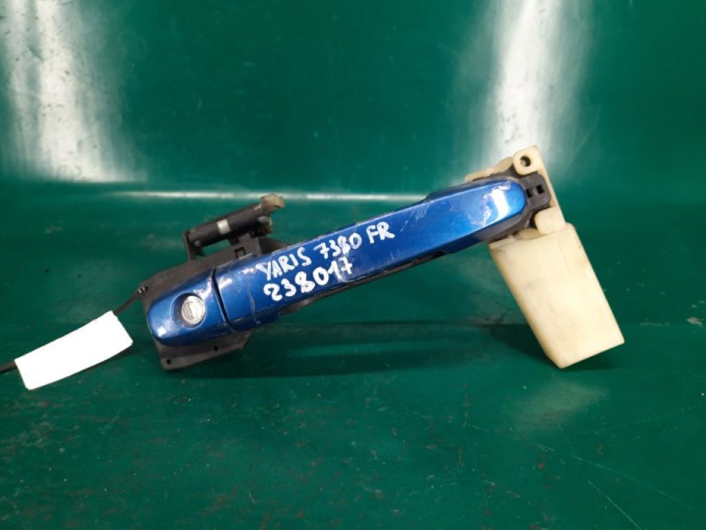 69211-12220-R5 | Ручка двери наружная передн. прав. TOYOTA YARIS 05–11