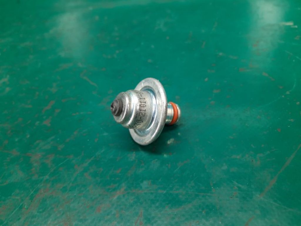 23807-21051 | Клапан тиску палива TOYOTA YARIS 05–11