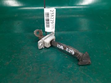Ограничитель двери задн. лев. MAZDA 3 BK 03-08