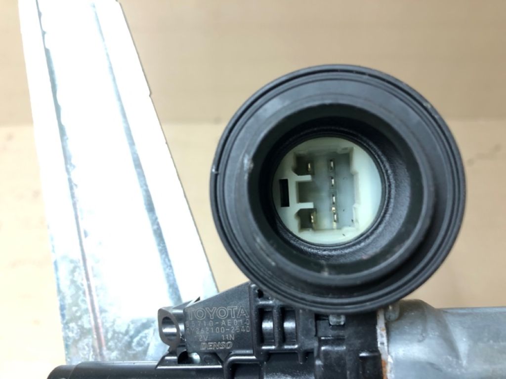 69804-06140 | Стеклоподъемник задн. лев. TOYOTA CAMRY 50 12-15 - Фото 2