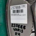 81551-52780 | Ліхтар зовнішній прав. TOYOTA YARIS 05–11 - Прев'ю 2