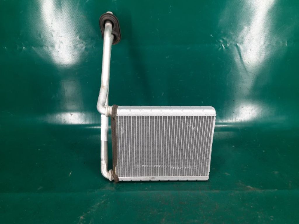 87107-52060 | Радиатор печки TOYOTA YARIS 05–11