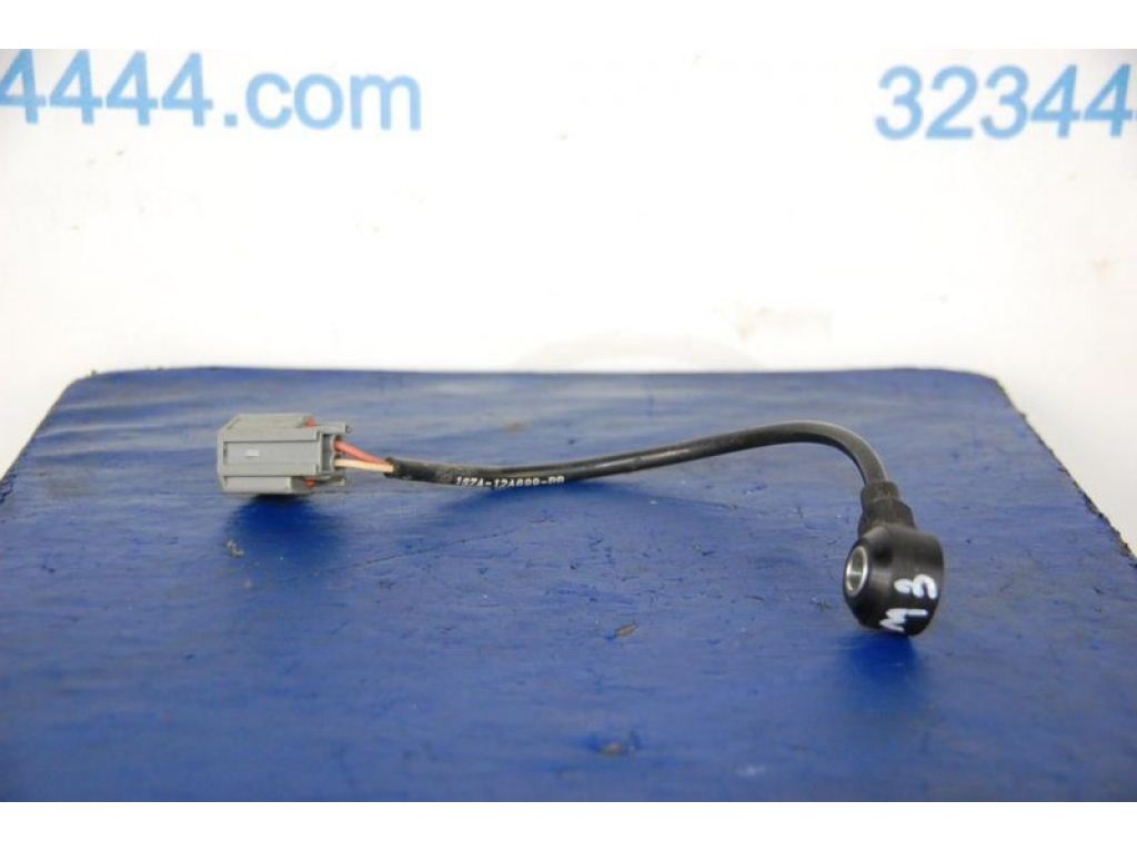 LF01-18-921 | Датчик детонации MAZDA 3 BK 03-08
