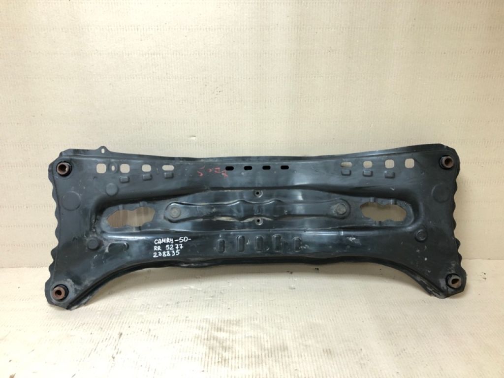 51206-06090 | Балка задней подвески TOYOTA CAMRY 50 12-15