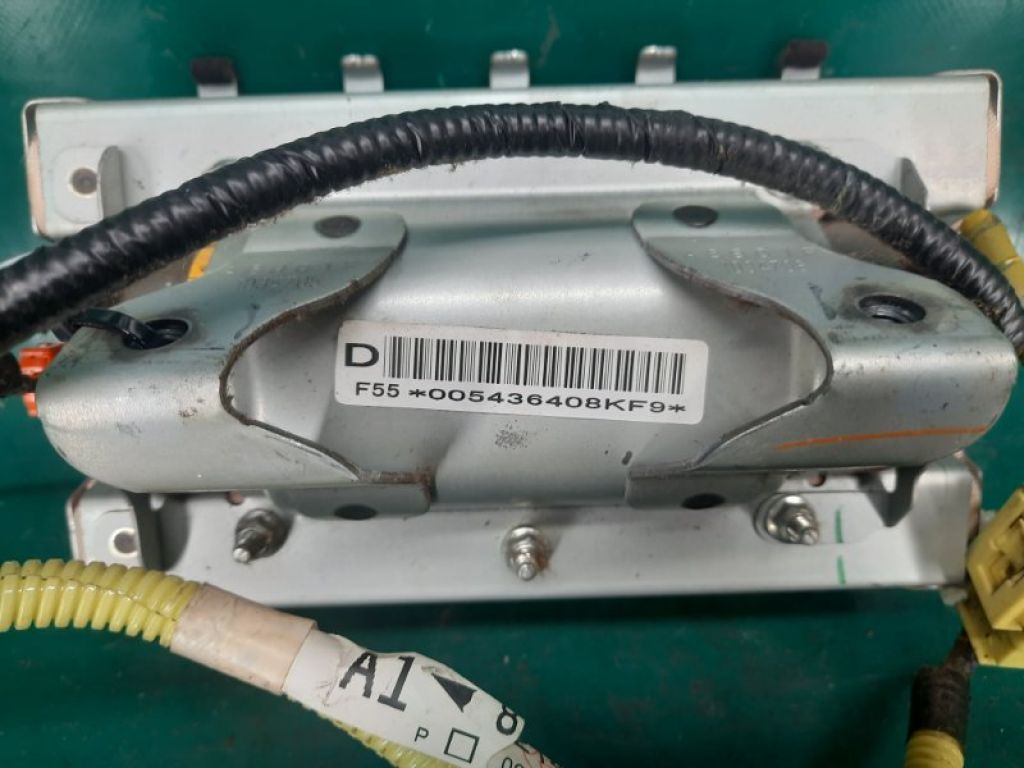 73960-52030 | Подушка безпеки пасажира TOYOTA YARIS 05–11 - Фото 5