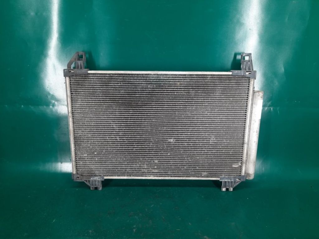 88460-52130 | Радіатор кондиціонера TOYOTA YARIS 05–11