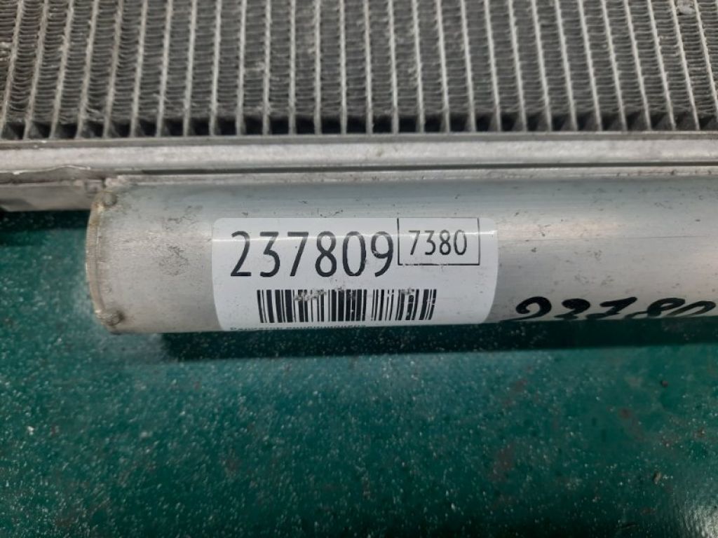 88460-52130 | Радіатор кондиціонера TOYOTA YARIS 05–11 - Фото 2