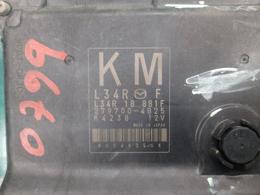 L34R-18-881F | Блок керування двигуном MAZDA 3 BK 03-08 - Фото 3