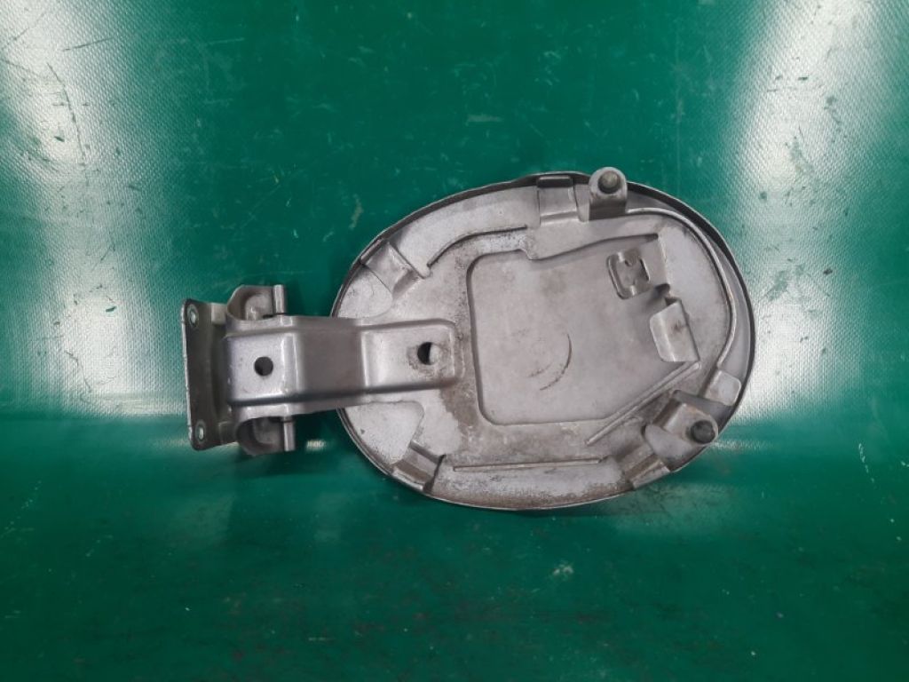 BP4K-42-410F | Лючок топливного бака MAZDA 3 BK 03-08 - Фото 2