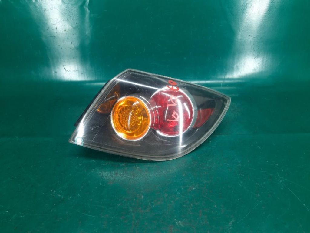 BR5S-51-150B | Фонарь наружный прав. MAZDA 3 BK 03-08