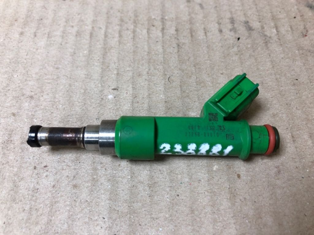 23209-09175 | Форсунка паливна TOYOTA CAMRY 50 12-15