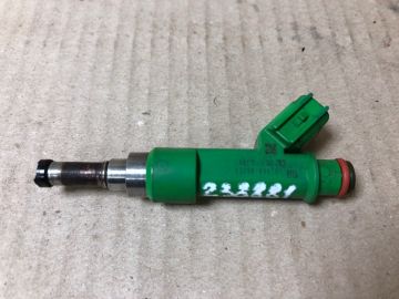 Форсунка паливна TOYOTA CAMRY 50 12-15