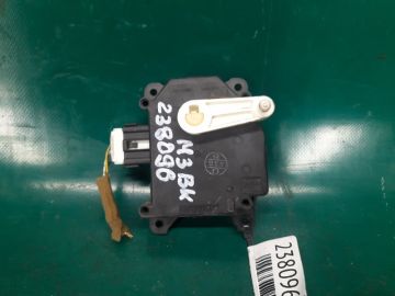 Моторчик заслонки печки MAZDA 3 BK 03-08
