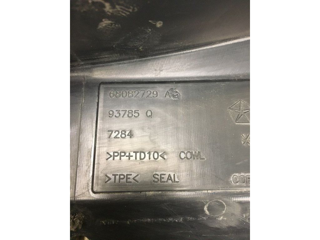 68082729AC | Пластик під лобове скло / Жабо DODGE DART 12-16 - Фото 11