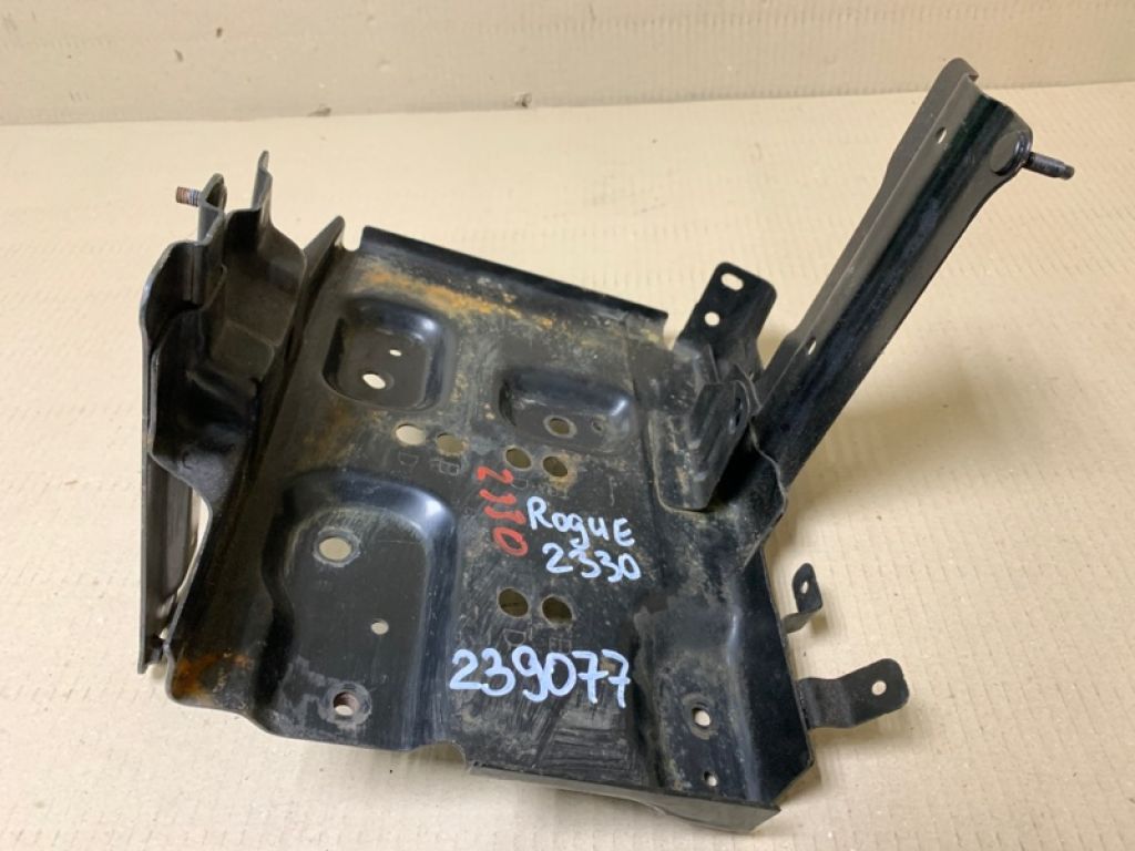 64860-JM00A | Полка аккумулятора NISSAN ROGUE 08-15