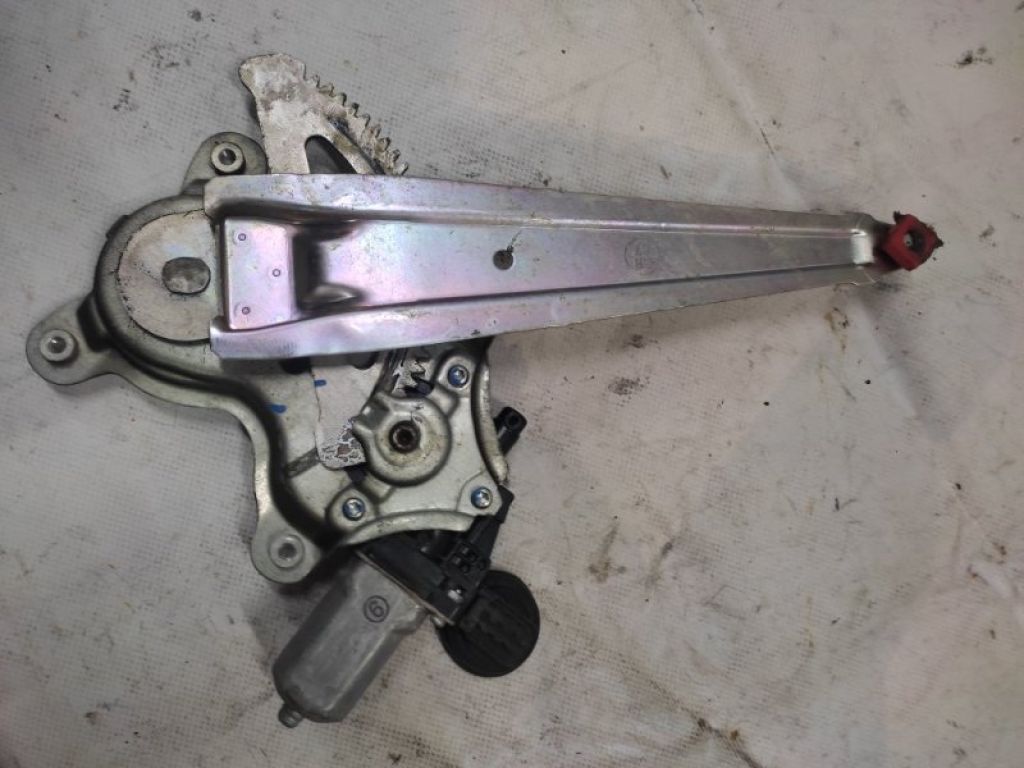 69803-06110 | Стеклоподъемник задн. прав. TOYOTA CAMRY 40 06-11 - Фото 3